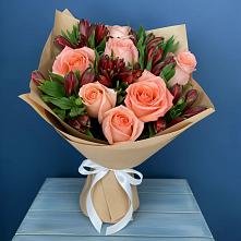 Букет цветов из:  Розы и Альстромерии #REPLACE_PRED# Тахте