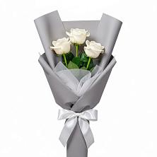 Букет 3 белые розы в Тахте