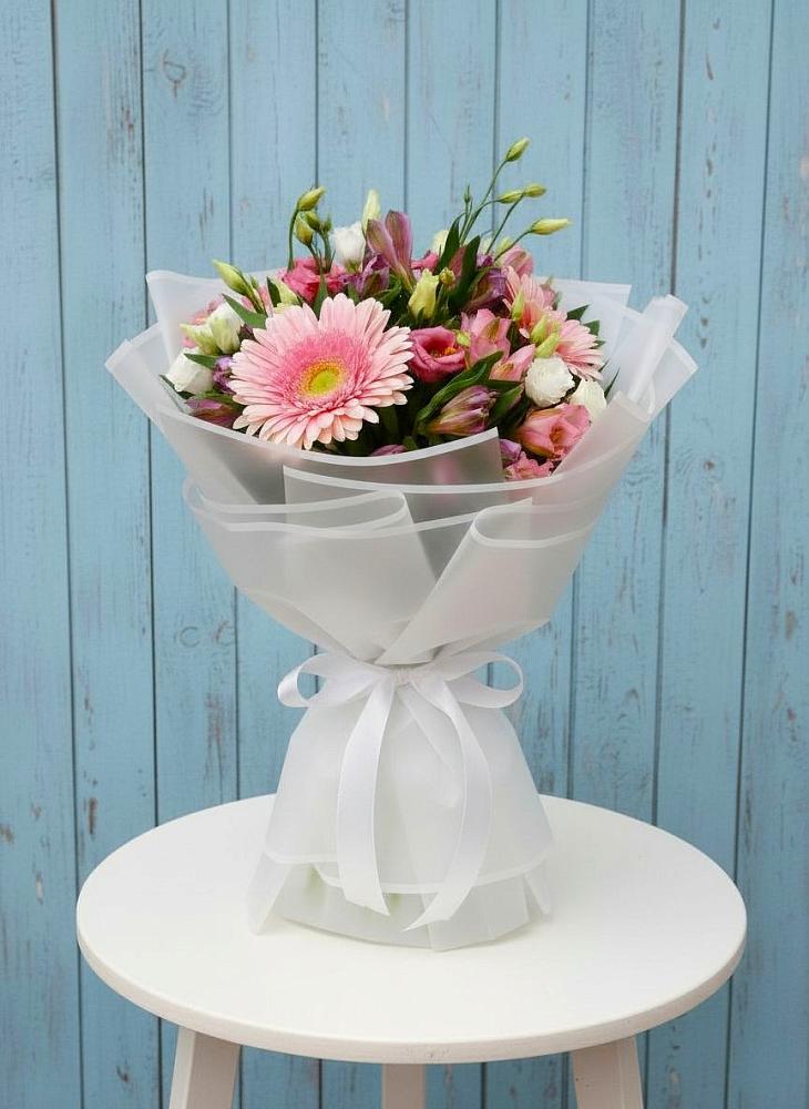 Букет цветов из: Герберы, Альстромерии и Лизиантусы в Тахте