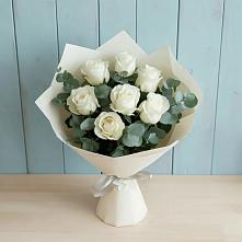 Букет Белые розы в Эвкалипте в Тахте