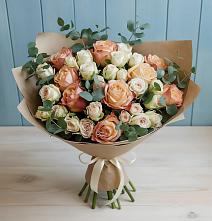 Букет цветов из:  Альстромерии и Розы в Тахте