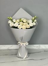 Букет цветов из:  Розы и Лизиантусы в Тахте